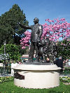 A statue of Walt Disney and Mickey Mouse serve as a central meeting point on Main Street. (Photo: Heidi Schwartz.)